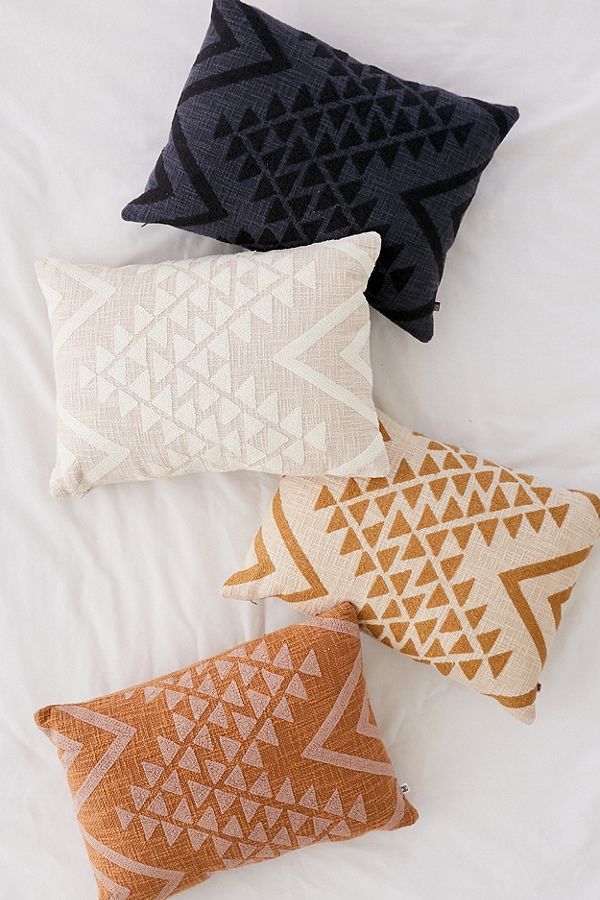 Multi-color cushion covers