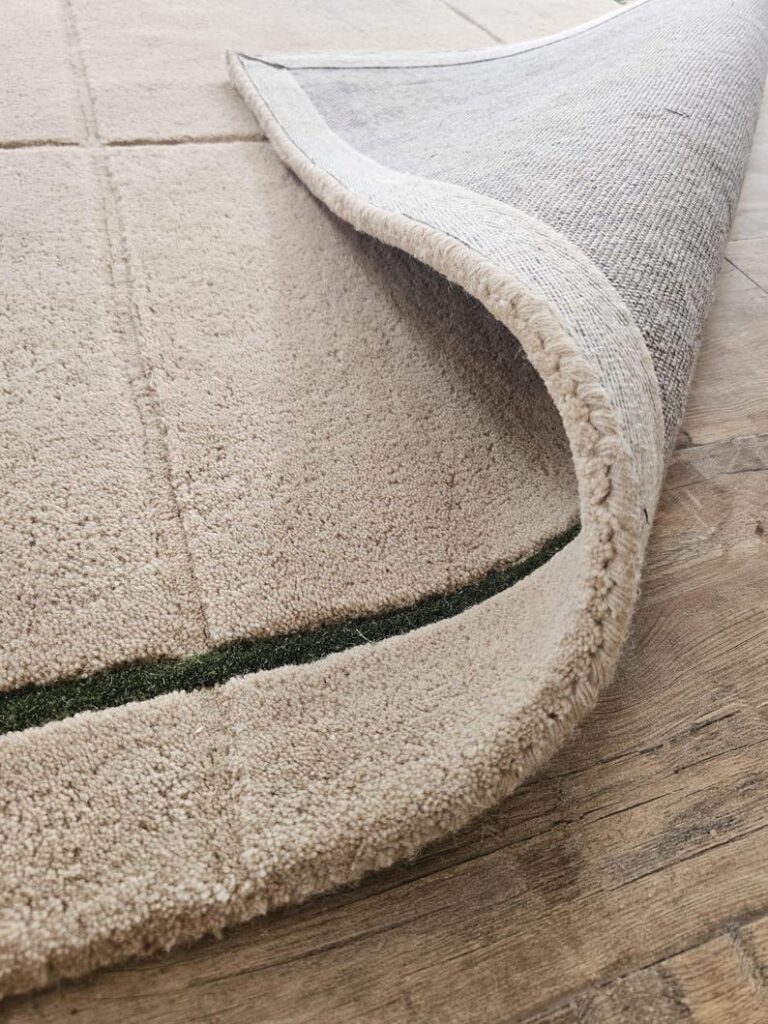 Average price of carpet per square foot installed